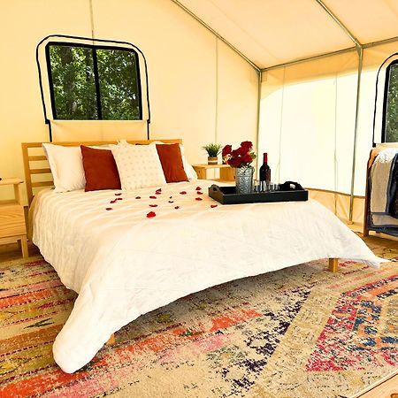 Roaring River Luxury Glamping #1 Cassville Exterior photo